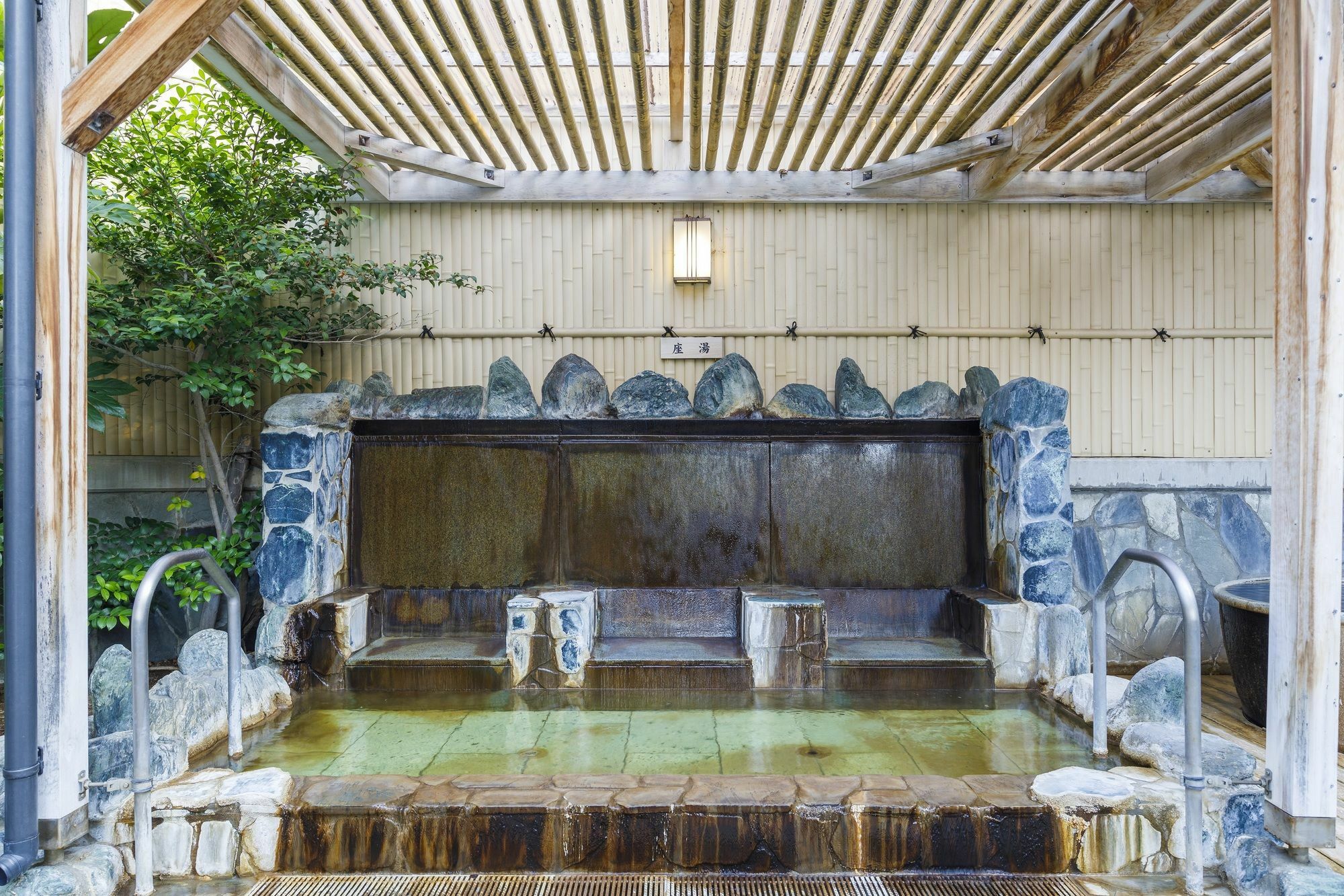 Route Inn Grantia Hanyu Spa Resort Экстерьер фото